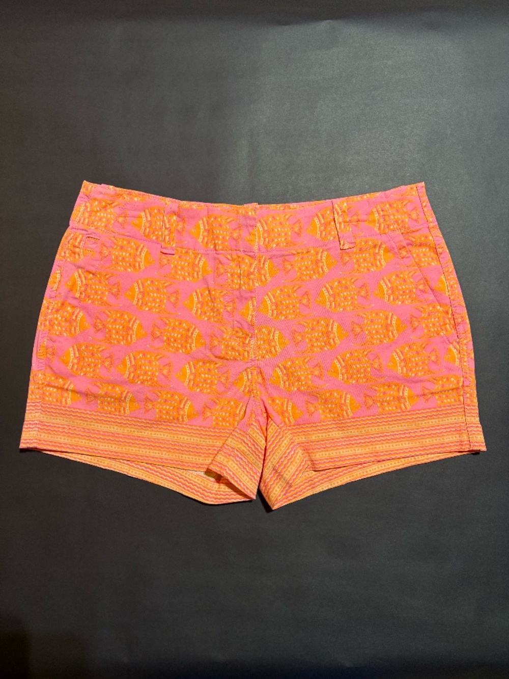 Women's Vineyard Vines 3.5" Every Day short pink/orange (size 6) NEW with Tags!!